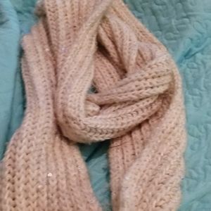 Loop scarf